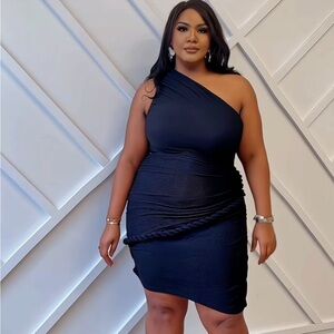 Chic One Shoulder Black Dress